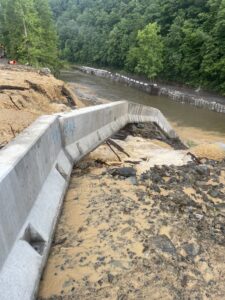 TDOT: I-40 in Cocke County closed due to rockslide and flooding