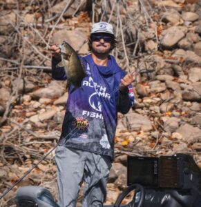 Winner of Bassmaster event at Watauga Lake donates winnings to hurricane relief